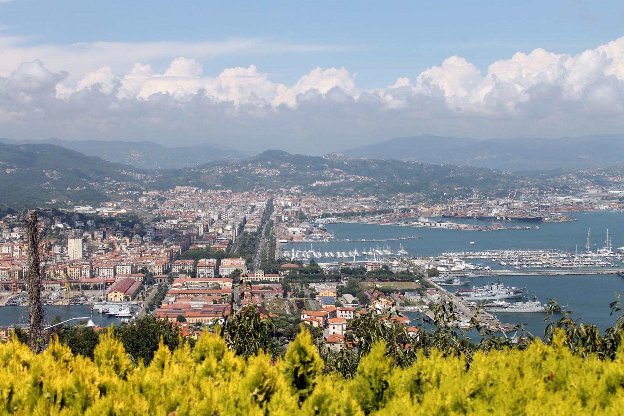 Agriturismo Terrazza Sul Golfo - Il Casale La Spezia Ngoại thất bức ảnh