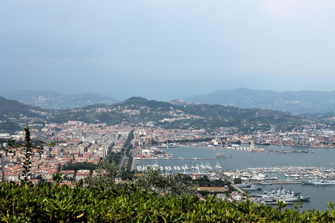 Agriturismo Terrazza Sul Golfo - Il Casale La Spezia Ngoại thất bức ảnh